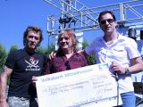 ON LINE bei Peter Maffay in Pollença / Mallorca, Scheckübergabe