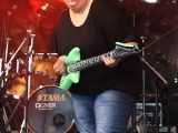 Marina, die Luftgitarristin beim VITOS-Sommerfest in Herborn !
